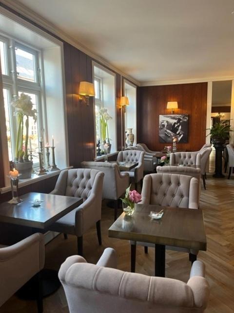 Park Hotel & Vinbar Фредеріксгавн Екстер'єр фото
